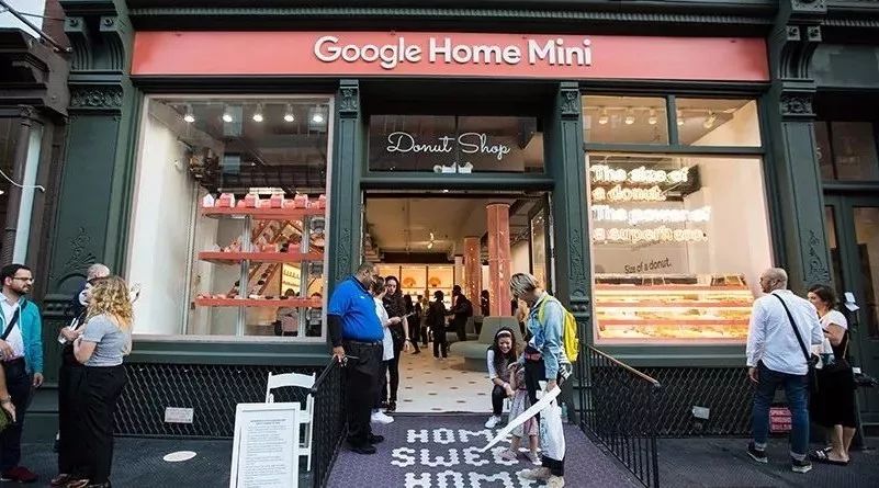 谷歌全美开甜甜圈小铺，每家只开一两天却有上千人排队打卡 | 我们也去领了甜甜圈和Google新品！