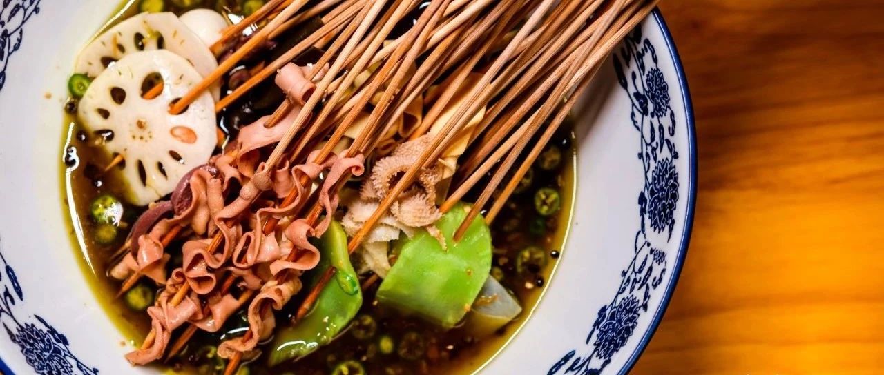 Los Angeles has added Jiangxi braised flavor, cold pot skewers, and pickled cabbage fish with green pepper. Can the cats on the wall eat Bawang meal? !