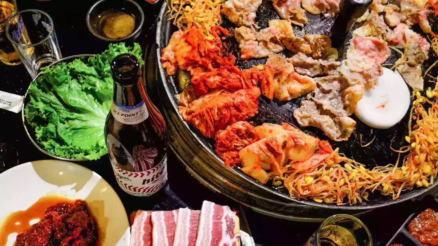 在韩国城，吃烤肉才是正经事