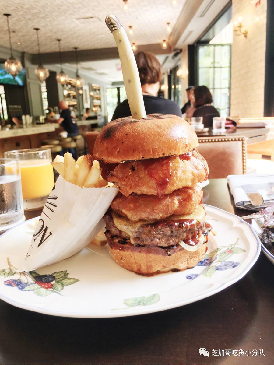 Follow brunch with Kenny｜The boss, come to a Beacon Tavern burger!