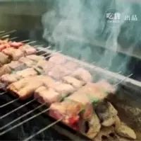 Good news in the Bay Area! This restaurant, which is the most capable of making Hunan cuisine, is so delicious when grilled on skewers! The key is still playing! Eight! fold!