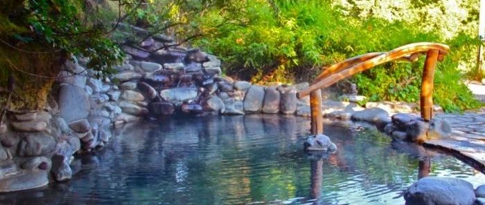 A great list of spa hot springs around Seattle! Don't wait until now!