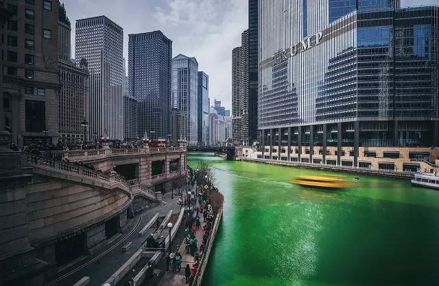 芝加哥St. Patrick's Day观赏指南 | 走 我们去看绿色的河